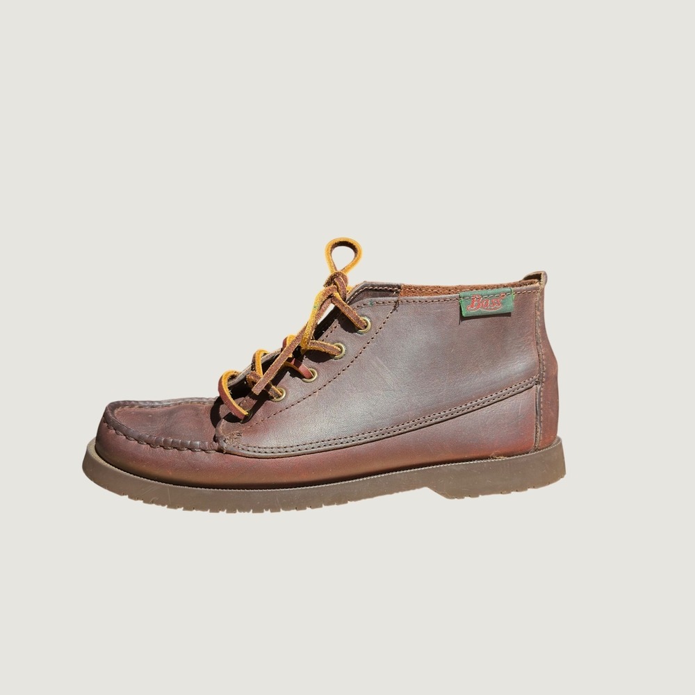 GH Bass & Co Vintage Brown Leather Moc Toe Chukka Boots Made in USA womens 6 M